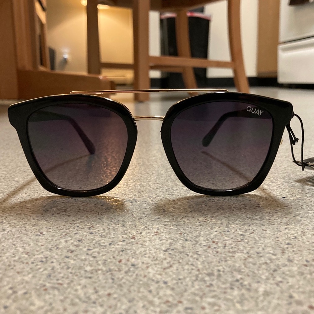 BLK/SMK Sweet Dreams Quay Sunglasses